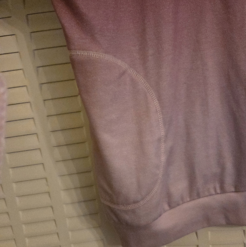 Gradient Crew Neck Sweater - Picture 2 of 5